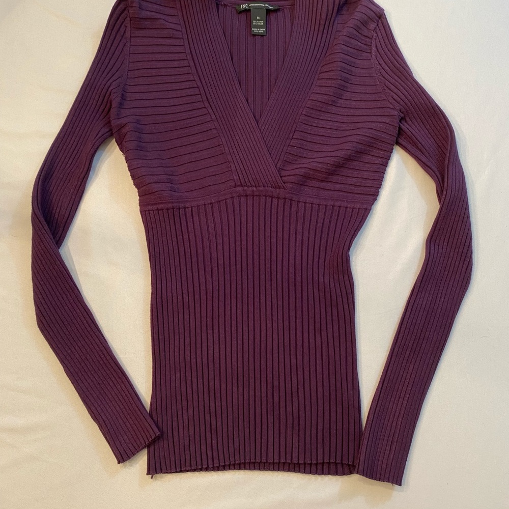 INC International Concepts purple ribbed sweater. M